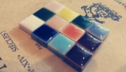 タイルを使ったハンドメイドアイテム【大阪手作り体験 ワークショップ】