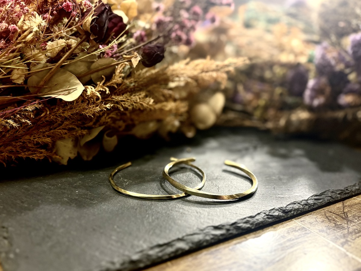 ツイスト加工は角の形状のみ加工可能です。 ※平は加工不可 ※槌目加工との併用不可